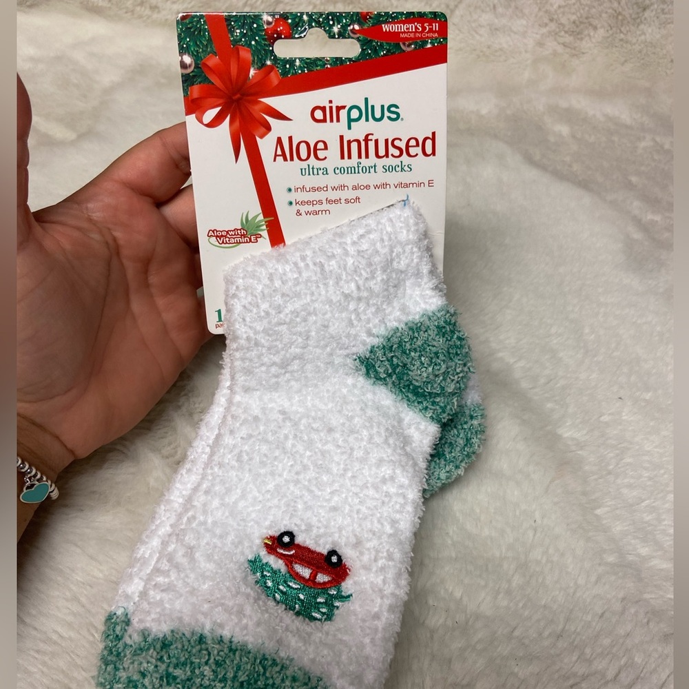 AIR Plus Aloe infused Christmas socks 5-11 womens aloe Vera socks